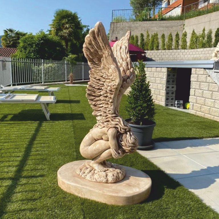 Sculpture baroque de luxe de jardin ange beige H. 124,5 cm